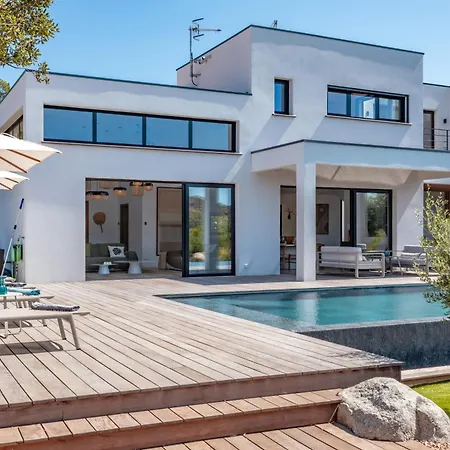 Juca Di Arasu Villa *