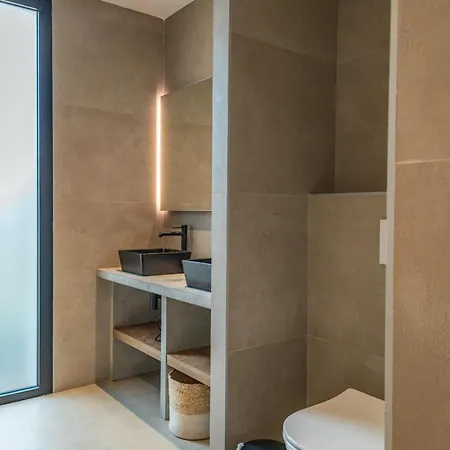 Juca Di Arasu Villa *